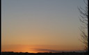 ............AMANECER  Y  CIELOS  AZULES.