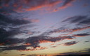 Hermoso cielo al atardecer