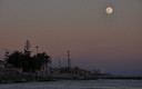 Luna al atardecer