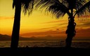 puesta de sol en las canteras, con el teide al fodo.